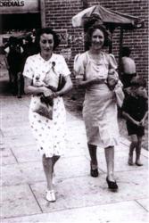 Edna & Bess (nee Starr) Thoroughgood, 1930's